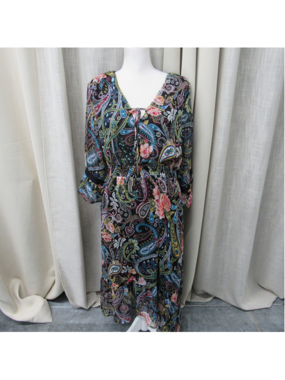 Harlow & Rose XL Paisley Floral Boho Midi Dress Long Sleeve Black Smocked Waist